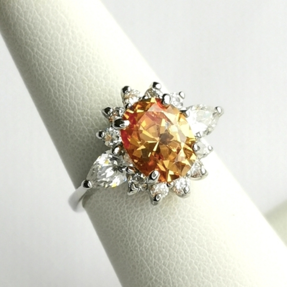 Oval cut Imperial Topaz Cz Halo ring size 7 🆕